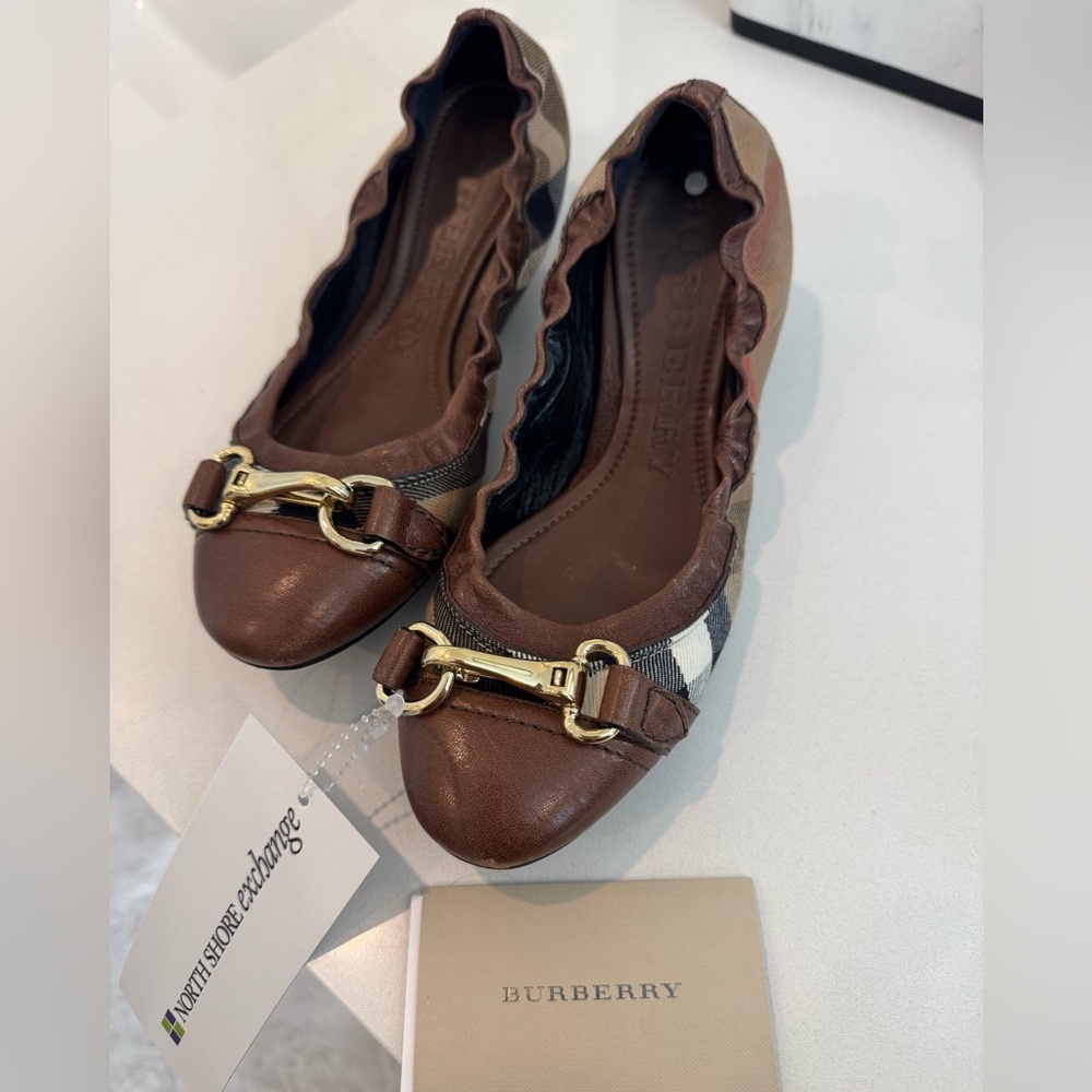 Burberry Brown Leather Flats with Gold Accents